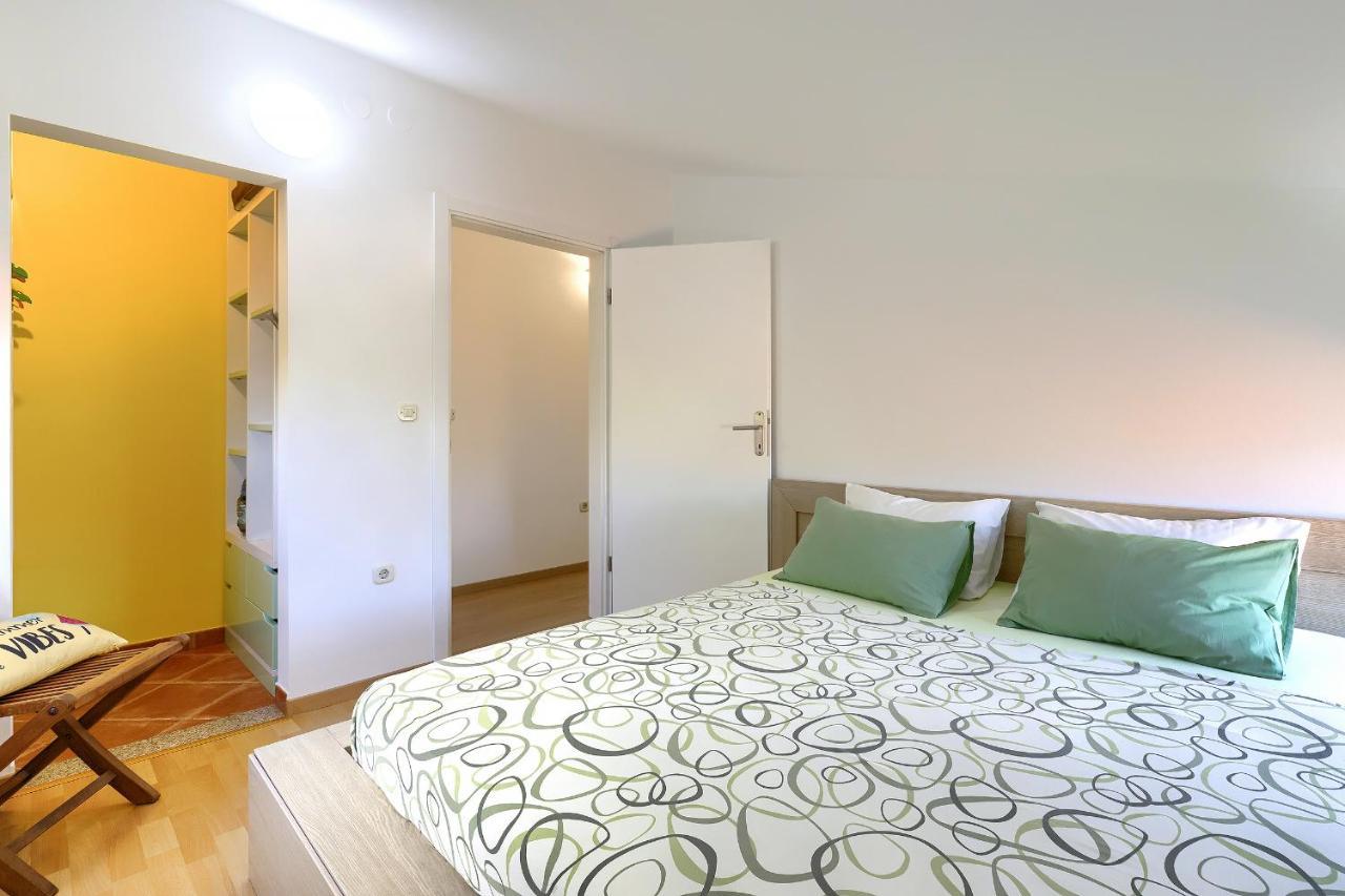 Homestay Pula Exterior photo